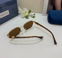 Load image into Gallery viewer, Logo Sunglasses
