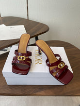 Load image into Gallery viewer, Leather Sandals
