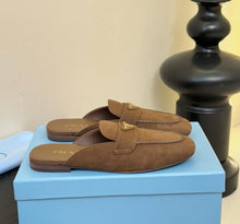 Load image into Gallery viewer, Suede Mules
