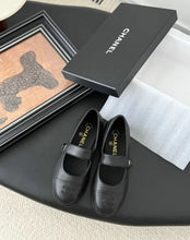 Load image into Gallery viewer, CC Pumps
