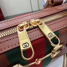 Load image into Gallery viewer, Boston Bag
