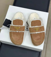 Load image into Gallery viewer, Logo Slippers
