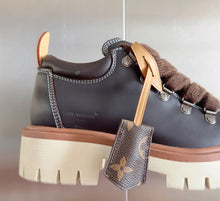 Load image into Gallery viewer, Remix Shoes
