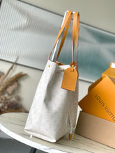 Load image into Gallery viewer, Marina Tote

