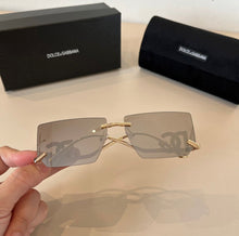 Load image into Gallery viewer, Logo Sunglasses
