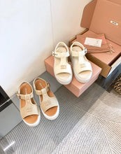 Load image into Gallery viewer, Canvas Sandals
