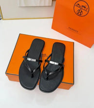 Load image into Gallery viewer, Miss Sandals
