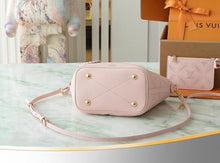 Load image into Gallery viewer, Blossom Tote
