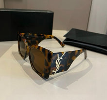 Load image into Gallery viewer, Logo Sunglasses
