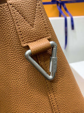 Load image into Gallery viewer, Verso
