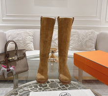 Load image into Gallery viewer, Suede Long Boots
