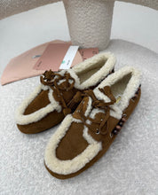 Load image into Gallery viewer, Shearling Loafers
