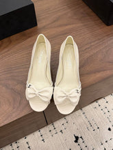 Load image into Gallery viewer, CC Sandals
