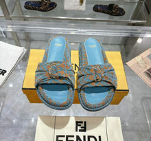 Load image into Gallery viewer, Feel Sandals

