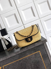 Load image into Gallery viewer, Raffia Classic Flap
