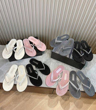 Load image into Gallery viewer, CC Sandals
