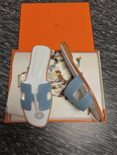 Load image into Gallery viewer, Oran Sandals
