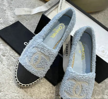 Load image into Gallery viewer, CC Espadrilles
