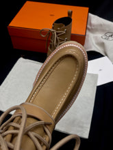 Load image into Gallery viewer, Land Boots
