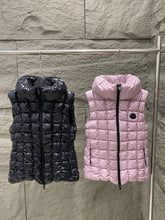 Load image into Gallery viewer, Emilion Gilet
