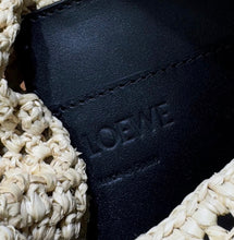 Load image into Gallery viewer, Raffia Shopper
