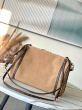 Load image into Gallery viewer, Express Large Bag
