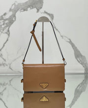 Load image into Gallery viewer, Leather Shoulder Bag
