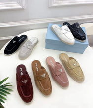 Load image into Gallery viewer, Suede Mules
