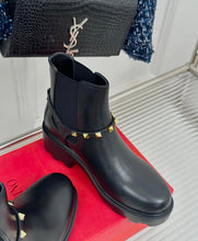 Load image into Gallery viewer, Rockstud Boots
