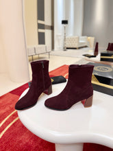 Load image into Gallery viewer, Leather Boots
