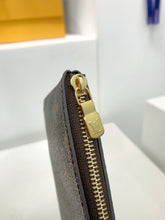 Load image into Gallery viewer, Cles Mini Pochette
