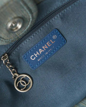 Load image into Gallery viewer, Deauville Tote
