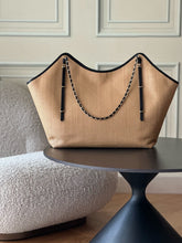 Load image into Gallery viewer, Maxi Tote
