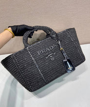 Load image into Gallery viewer, Crochet Tote
