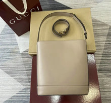 Load image into Gallery viewer, Medium Bucket Bag
