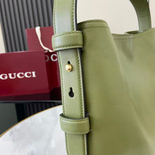 Load image into Gallery viewer, Beatrix Tote
