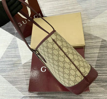 Load image into Gallery viewer, Ophidia Tote
