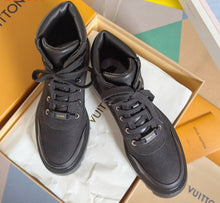 Load image into Gallery viewer, Ranger Ankle Boots
