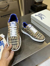 Load image into Gallery viewer, Check Trainers
