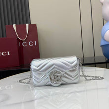 Load image into Gallery viewer, Marmont Super Mini Bag
