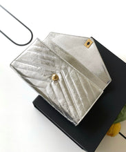 Load image into Gallery viewer, Lambskin Clutch
