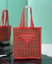 Load image into Gallery viewer, Raffia Tote
