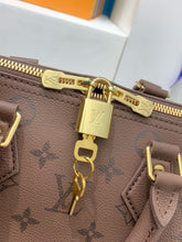 Load image into Gallery viewer, Speedy 25
