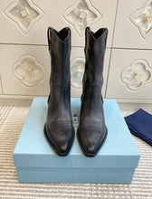 Load image into Gallery viewer, Leather Boots
