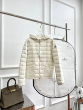 Load image into Gallery viewer, Hede Jacket
