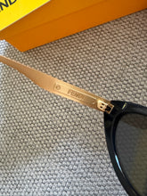 Load image into Gallery viewer, Logo Sunglasses
