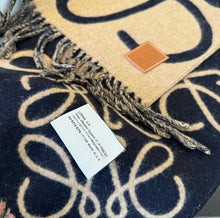 Load image into Gallery viewer, Cashmere Scarf

