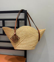 Load image into Gallery viewer, Petal Basket Bag
