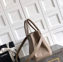 Load image into Gallery viewer, Large Tote
