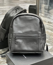 Load image into Gallery viewer, Leather Backpack
